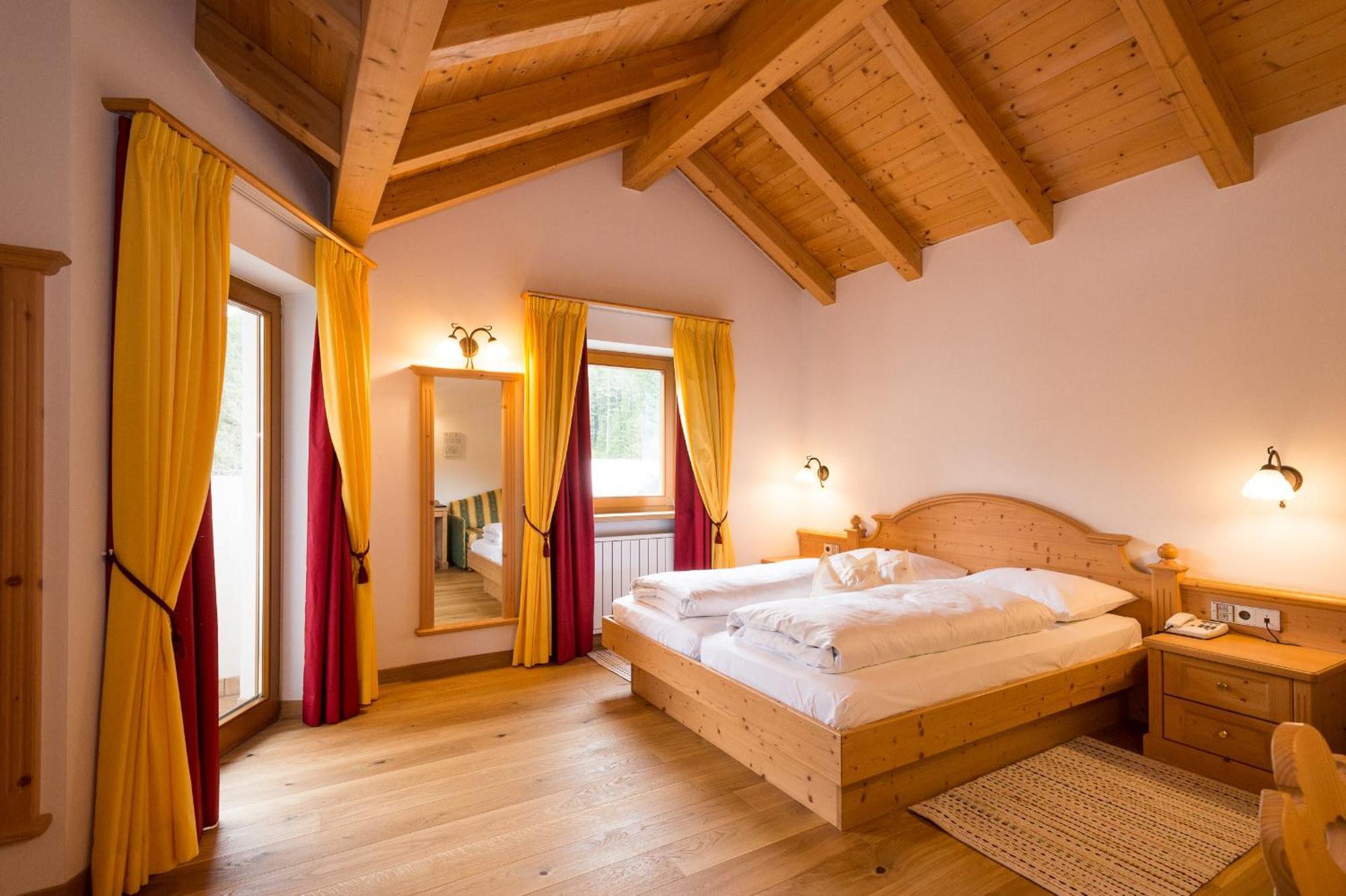 Hotel Weiher Green Lake Пфальцен Экстерьер фото